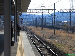 高蔵寺駅
愛知環状鉄道との接続駅です。上下線それぞれから分岐していますが、乗り入れは一日数本しかなく、通常は１番線発着となっています。