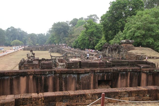 象のテラス全景
