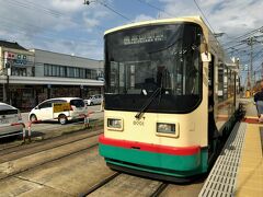 　終点　南富山駅で下車します。