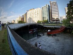 【Centro Cultural Sao Paulo サンパウロ文化センター】

この空間で、皆（学生たちが）ダンスの練習をしています～
