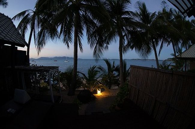 夕暮れ、、ランプが灯り始めました。<br />さぁ～夕ご飯！