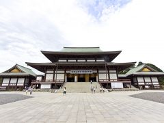 成田山新勝寺の一番メインのお堂。