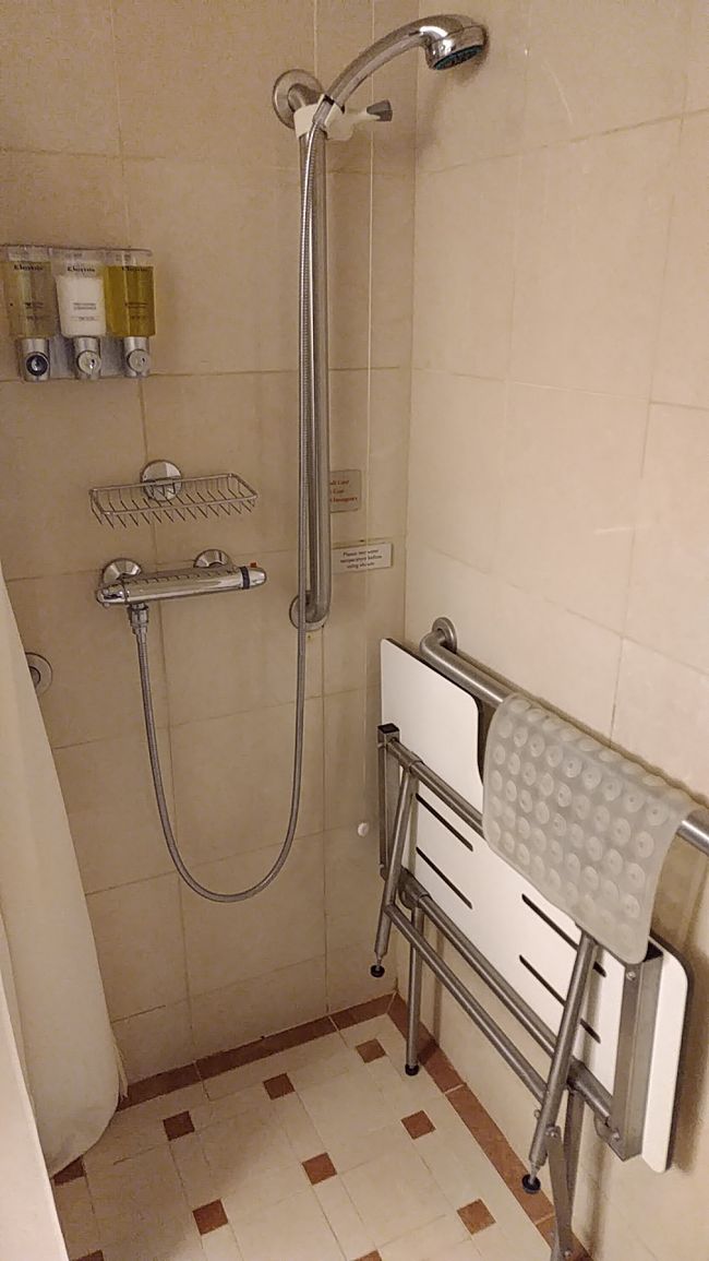 手摺がすごく長いので使い易い