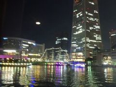 みなとみらいの観光は、やっぱりラグジュアリーな雰囲気あり。