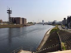 鶴見川まで戻ってきました。

この日は合計で７キロ。よく歩きました。