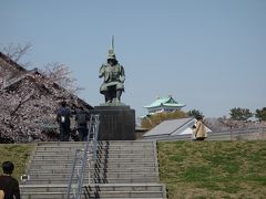 清正と天守のツーショットは，たぶん，今年限り。