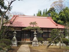 弘法山の麓にある龍法寺

戦国期に真言宗から曹洞宗に改宗。
弘法山とのかかわりも多い寺院です。
