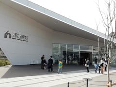 では、京都鉄道博物館へ入館です。