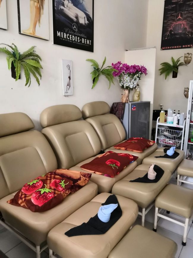 サヌールの街Spa　ってこんな感じ。<br />お気に入りのSpaなの。<br />旅行記の中を探してもらえばすぐにわかりますが(^-^;