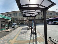 ホテルに戻って荷物をまとめ、宇治山田駅にあるトヨタレンタリースで車を借ります。