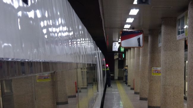 外板ボコボコ。<br /><br />寄る年波には勝てないようです。1991年デビューですから登場からはや、30年が経とうとしています。