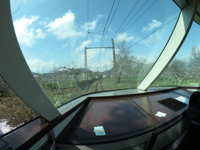 発車～<br /><br />長野まで椅子付きのかぶりつきを堪能しましょう。