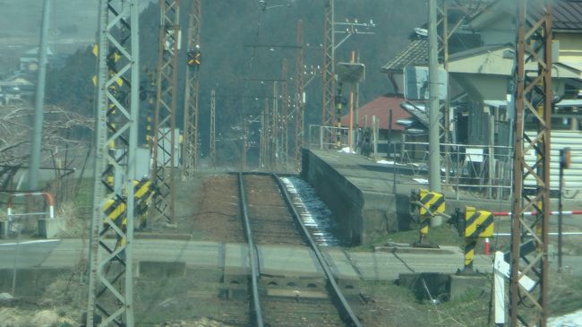 最初の駅、上条。
