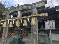 こちらも京都御苑内の神社、厳島神社。

工事中で入り口が分かりづらかったです。