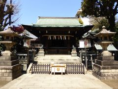 すぐ近くの五條天神社の社殿。