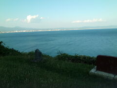 向こう岸も北海道。

まさに、　北海道はでっかいどー　　です。


広いです！！
