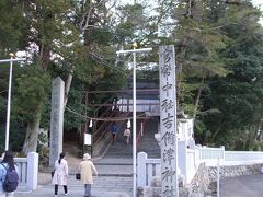 吉備津神社は駅から歩いて10分ほどです。