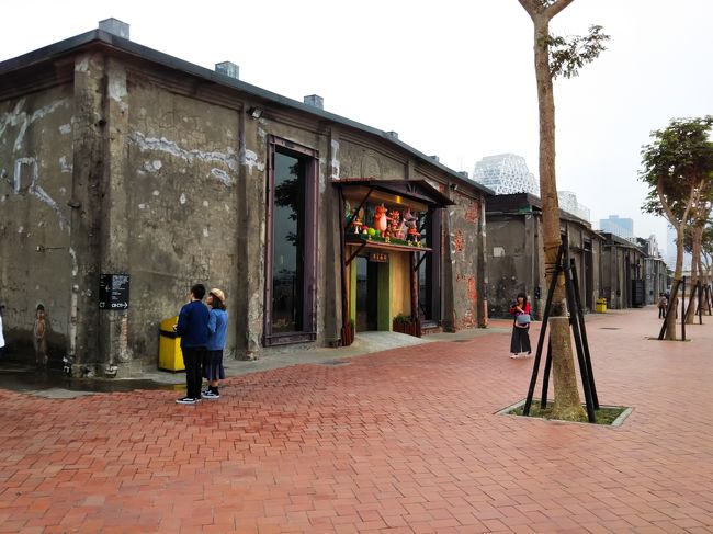 子連れで台湾 Vol.10☆高雄 港園牛肉麺館・駁二芸術特区・高雄婆婆氷・愛河・江豪記臭豆腐・中央公園・米塔で黒糖タピオカで〆☆