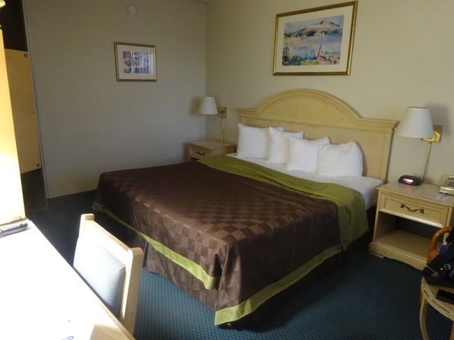 サンフランシスコのエアポートホテル。これで８０００円なら安い。<br />