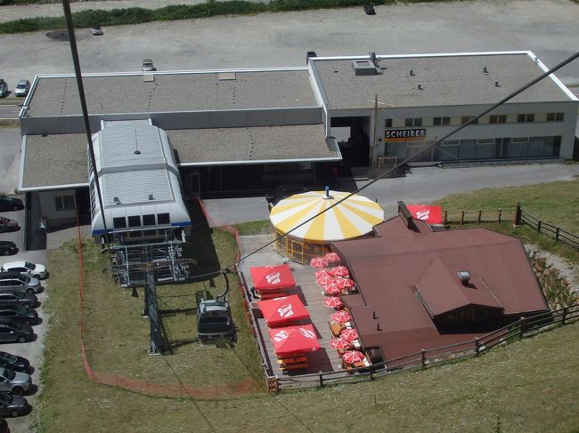 エッツタールカードでは、同じゴンドラには1日1回しか乗れないことになっているそうなのですが、係員さんは、朝は視界が悪かったので今日は特別オッケーだよとエッツタールカード利用で乗せてくれました。