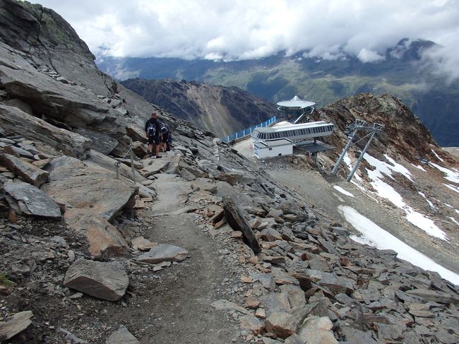 ヴルムコーゲル山頂目指して