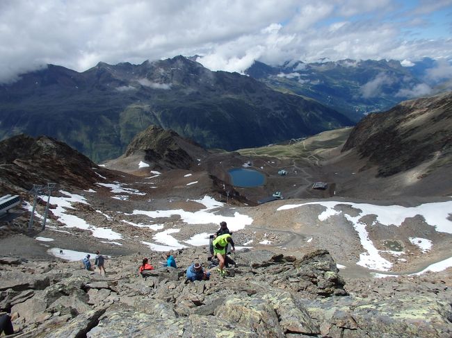 ヴルムコーゲル山頂目指して