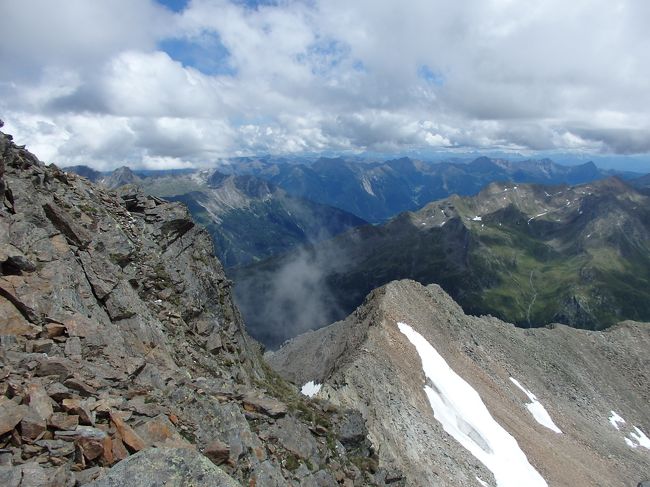 ヴルムコーゲル山頂目指して