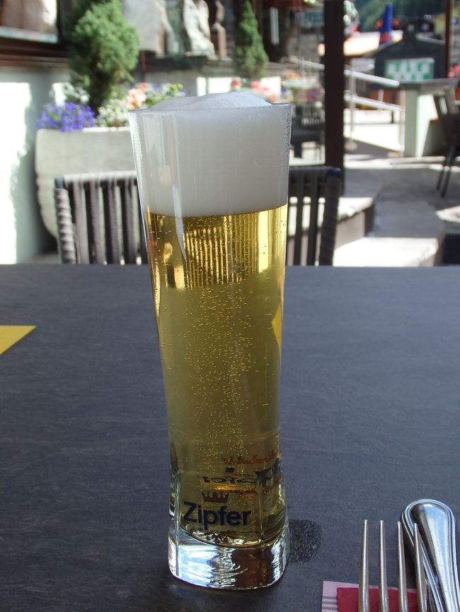 先ずはビールで