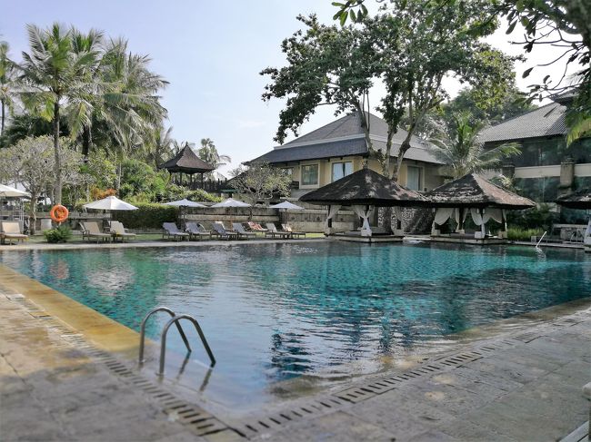 インターコンチネンタルバリリゾート<br />クラブ専用プール<br />