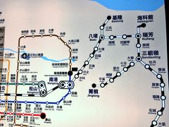 ホテルのMRT最寄駅「善導寺駅」から「台北駅」までやって来た。
十分に行くには、先ず「瑞芳駅」まで行って乗り換える。