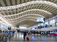 成都双流国際空港 (CTU)に着いた