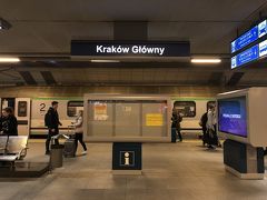 クラクフに到着。
大都市ということもあり、乗降客はかなり多かったです。