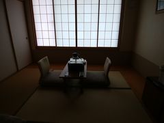 龍宮亭ツインルーム
ベッドに和室もあって広いです。