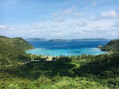 昨日とうってかわってこの天気。
やった！私ってもしかして晴れ女？
渡嘉敷ビーチのブルーがめちゃ綺麗です