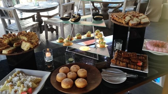 さ！ごはん♪<br />いきなりデザート。