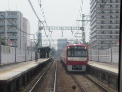 京急東神奈川駅