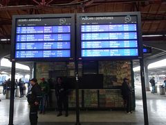 ブカレストの朝、駅前ホテルで目覚め、駅構内のマックで朝食