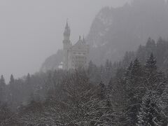 天気がいっこうに良くならない。
