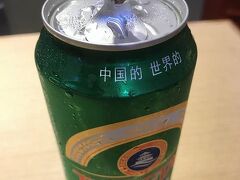 やーっと青島

推定１８元(笑)＝３５０円くらいだし、飲食店で５００mlと考えたらやっぱり安いね
空港まで行くと５００元になります(笑)