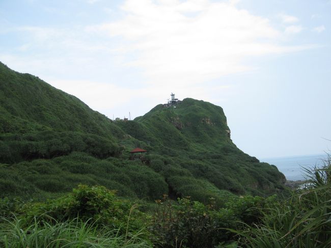 歩きながら同じ企業で働いた当時の昔話に花が咲く。