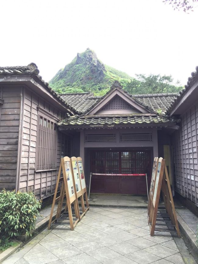 補助金不足なのか建物は荒れてきている。