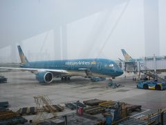 ハノイの空港に到着です。