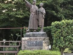 大好きな川端康成が愛した伊豆。温泉街だからか、けだるい雰囲気漂う雰囲気ある街だなあという印象でした。
次は泊まりで行き、温泉も楽しみたいと思います。