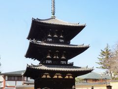 興福寺で最も古い建造物の一つです。
