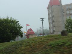 11時30分頃、Saint Johnに到着しました。
Château Saint John Hotel & Suitesのすぐ下の道を通っています。

