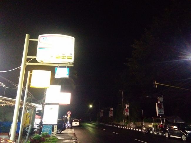 スンギギはまだまだそれほど賑やかではなく静かで過ごしやすいです。繁華街もほんの一部だけです。うるさいクラブなどの飲み屋もあまりありません。