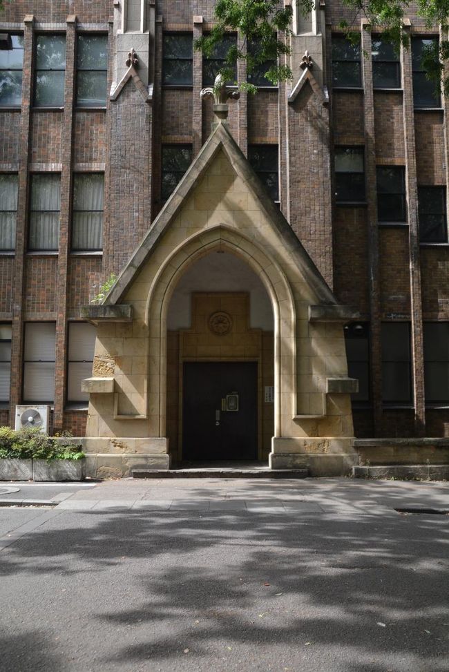 東京散歩 神田から旧岩崎邸庭園・樋口一葉ゆかりの地を巡り東京大学へ行きました。