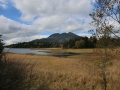 尾瀬沼に着きました。
正面の山は、燧ヶ岳です。