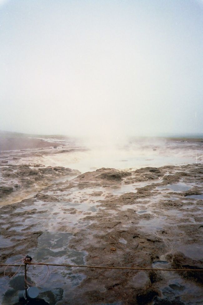 間欠泉で有名なゲイシールへ。ただタイミングが悪かったのか、そこそこのものは観れたけれど、噴き上がるって感じのものには……