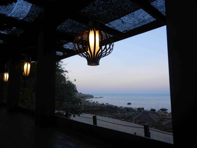 この後は、前日に出したランドリーを取りに行きました。100B。<br />おなかがいっぱいで晩ご飯はなし。<br />ミニバーに入れたトート・マン・グーンは次の日食べました。次の日でもおいしかったけど、ミニバーがものすごいにんにくのにおい。しばらくドアを開けておきました。<br />ネットでカヤックのこぎ方を調べてから寝ました。<br /><br />この旅行記はこれでおしまいです。ここまでお付き合いいただいてありがとうございました。